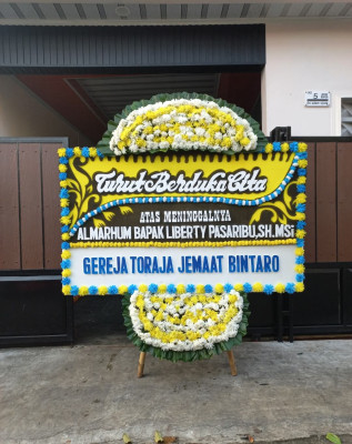 Papan Bunga Duka di Bakung Serumpun